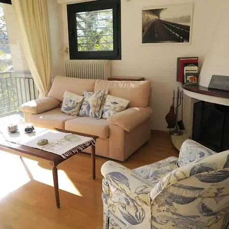 Beautiful Mountain View House With Fireplace Holiday home Dyrrachio